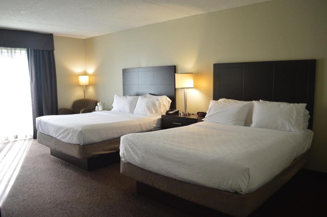 Holiday Inn Express Hotel & Suites Pittsburgh Airport By Ihg Robinson Township Extérieur photo