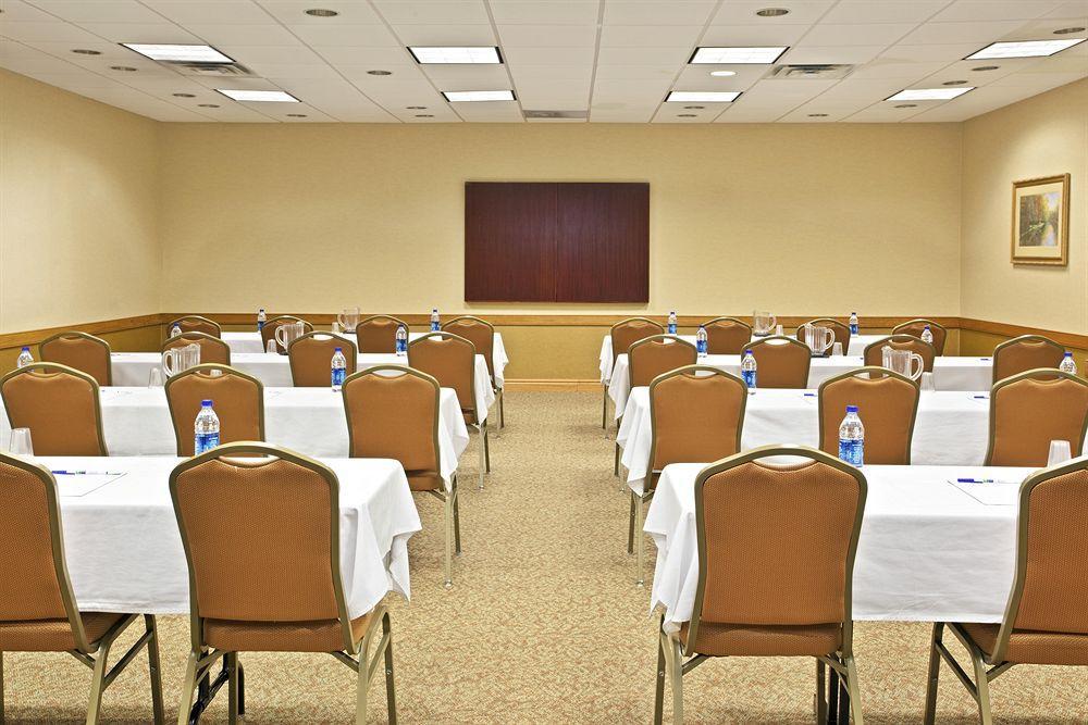 Holiday Inn Express Hotel & Suites Pittsburgh Airport By Ihg Robinson Township Facilités photo