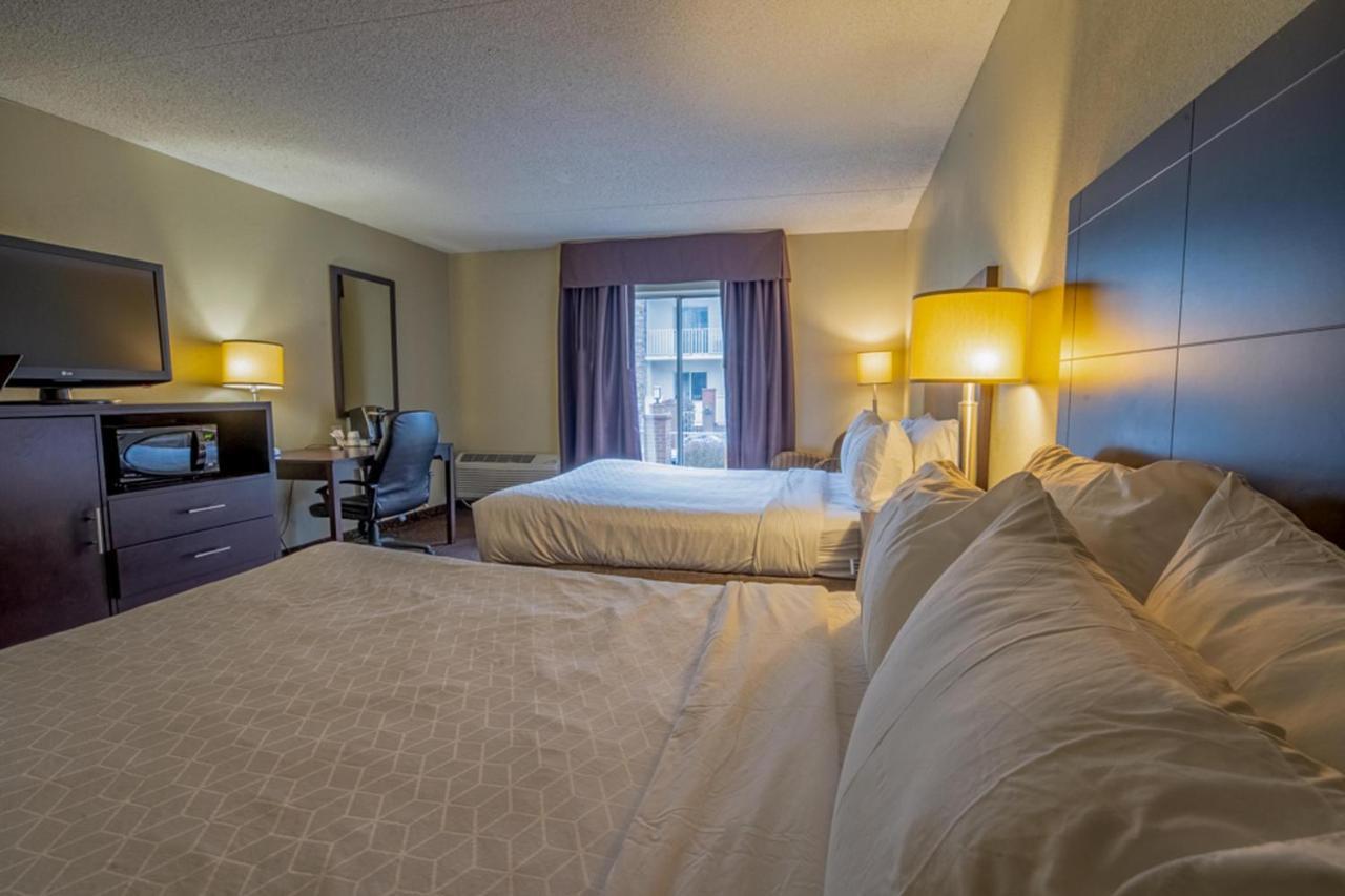 Holiday Inn Express Hotel & Suites Pittsburgh Airport By Ihg Robinson Township Extérieur photo