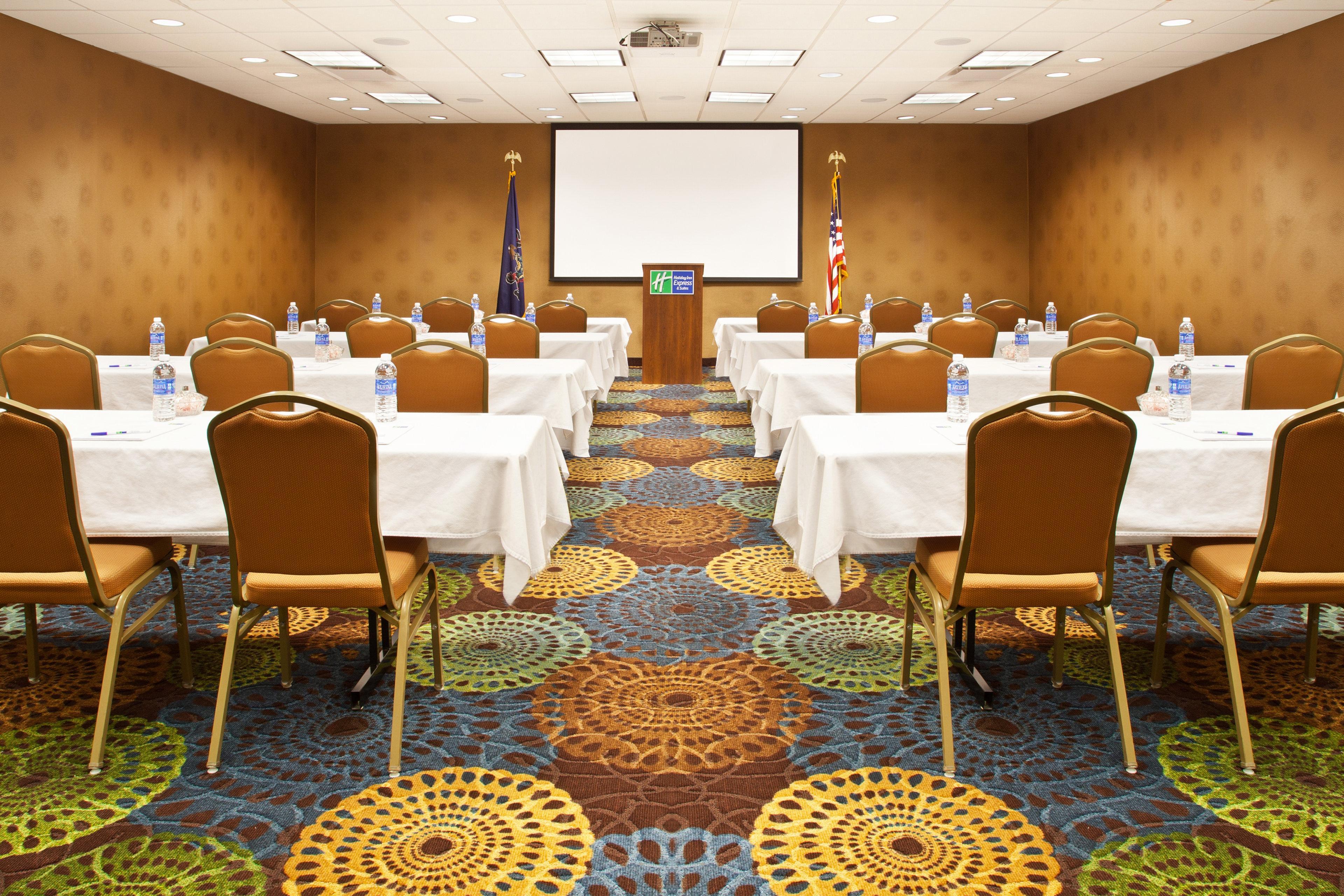 Holiday Inn Express Hotel & Suites Pittsburgh Airport By Ihg Robinson Township Extérieur photo