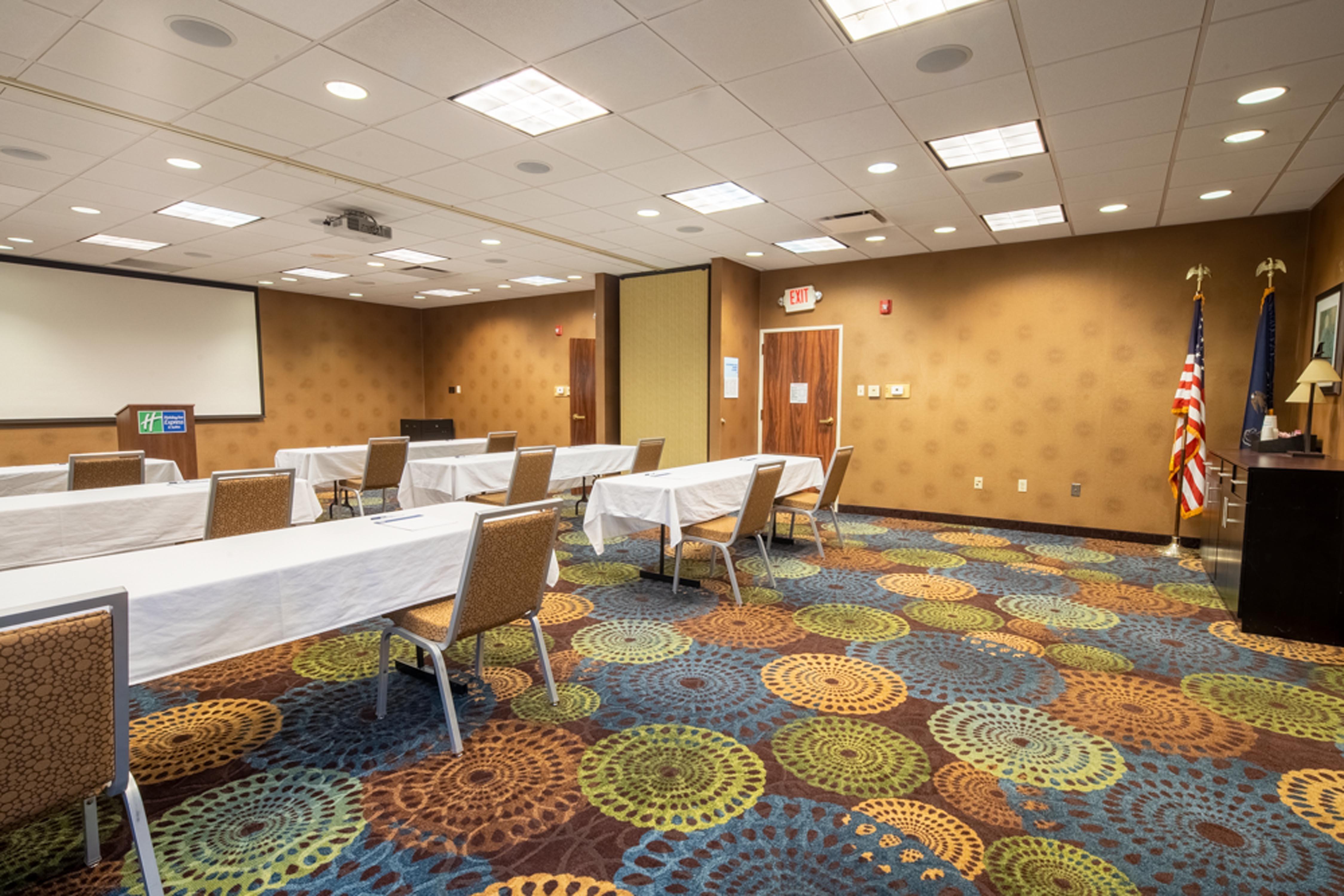 Holiday Inn Express Hotel & Suites Pittsburgh Airport By Ihg Robinson Township Extérieur photo