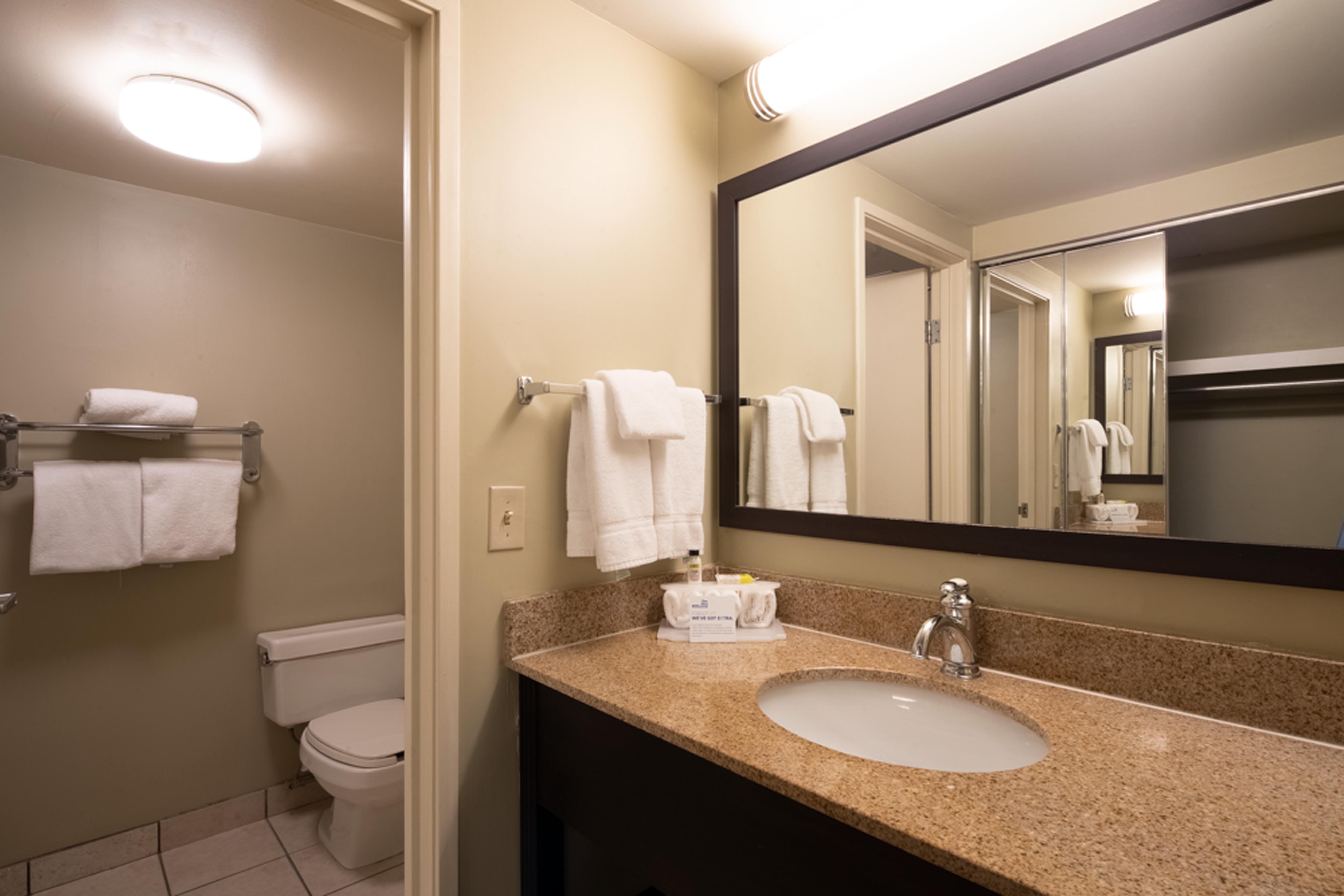 Holiday Inn Express Hotel & Suites Pittsburgh Airport By Ihg Robinson Township Extérieur photo